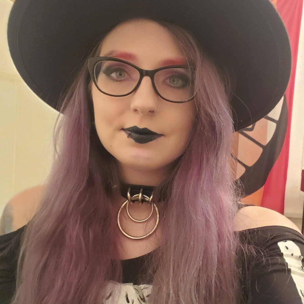 Meet your Posher, Christina